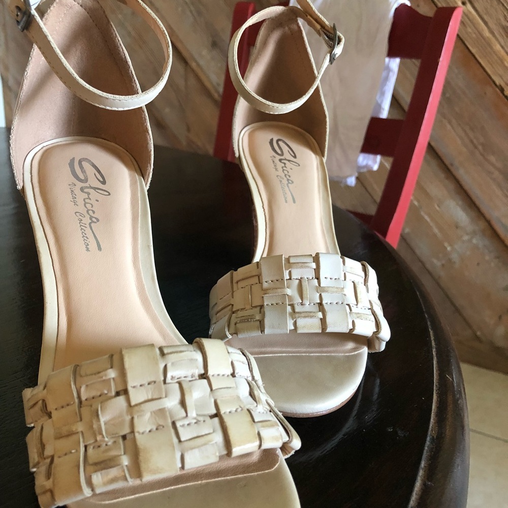 Sbicca vintage collection heels